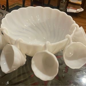 Vintage Anchor Hocking Milk Glass Punch Bowl w/ 5 cups